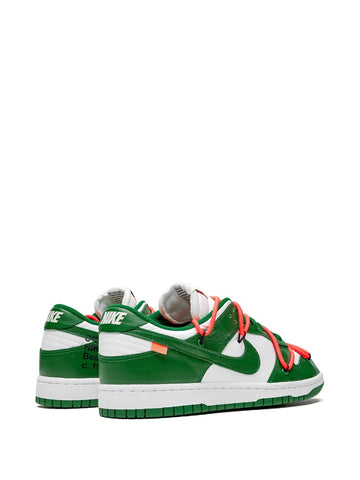 Dunk Low sneakers